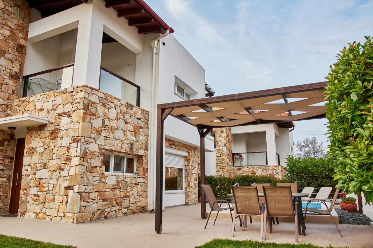 Petritis Villas Nea Iraklitsa Exteriör bild
