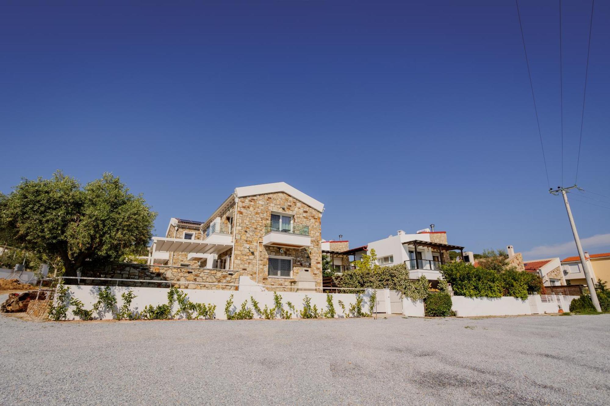 Petritis Villas Nea Iraklitsa Exteriör bild