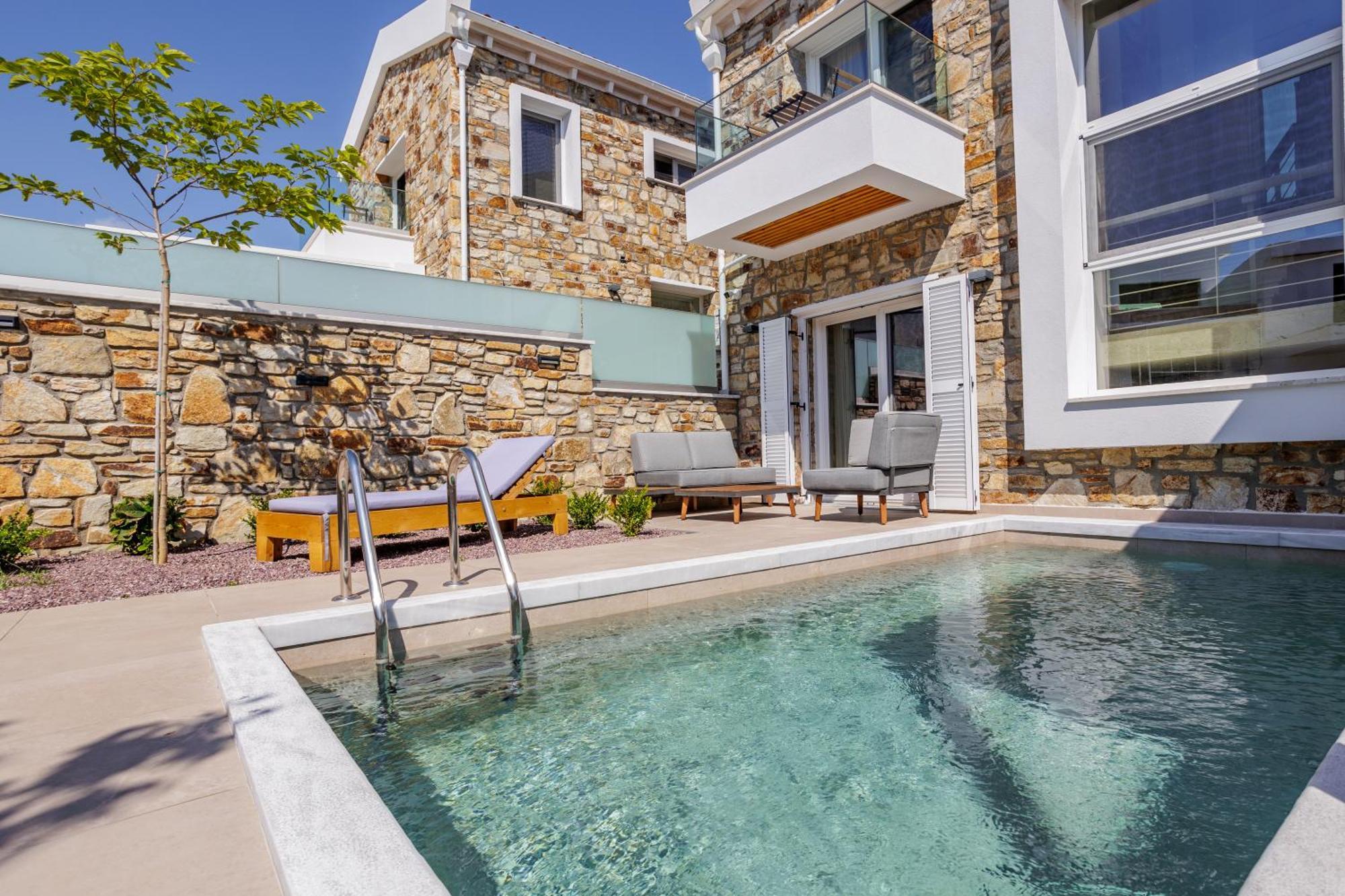 Petritis Villas Nea Iraklitsa Exteriör bild